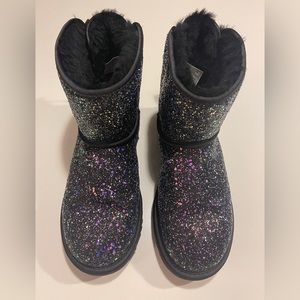 Ugh Boots - Women’s 8